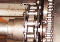 Drive Chains on Conveyors